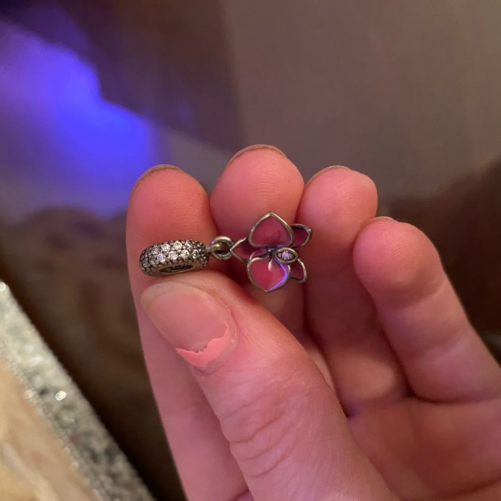 AUTHENTIC PANDORA CHARM